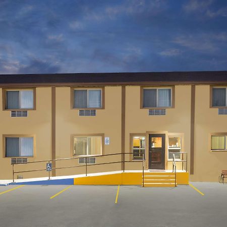 Super 8 By Wyndham Diamondville Kemmerer Εξωτερικό φωτογραφία
